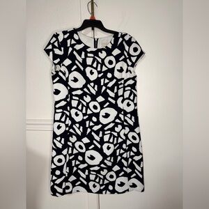 LOFT Black and White Geometric Mini Dress size 4 petite